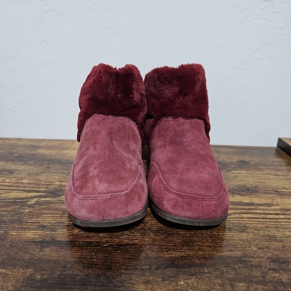 Vionic Maizie Faux Fur Lined Suede Bootie Slippers Burgundy Women's Size 7
